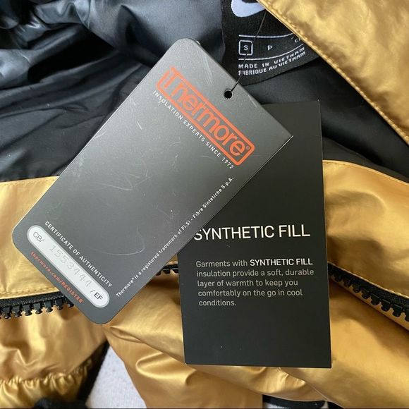 NWT Nike Puffer Jacket Metallic Gold Size S - Picture 8 of 8